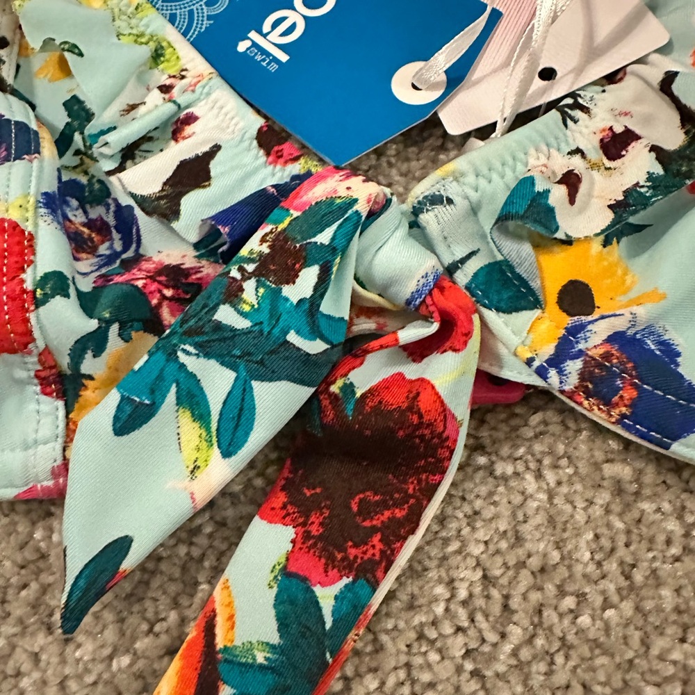 👙 Lepel Flower Power Ruffle Halter Bikini 32B UK 8/US 4 NWT - Picture 8 of 13